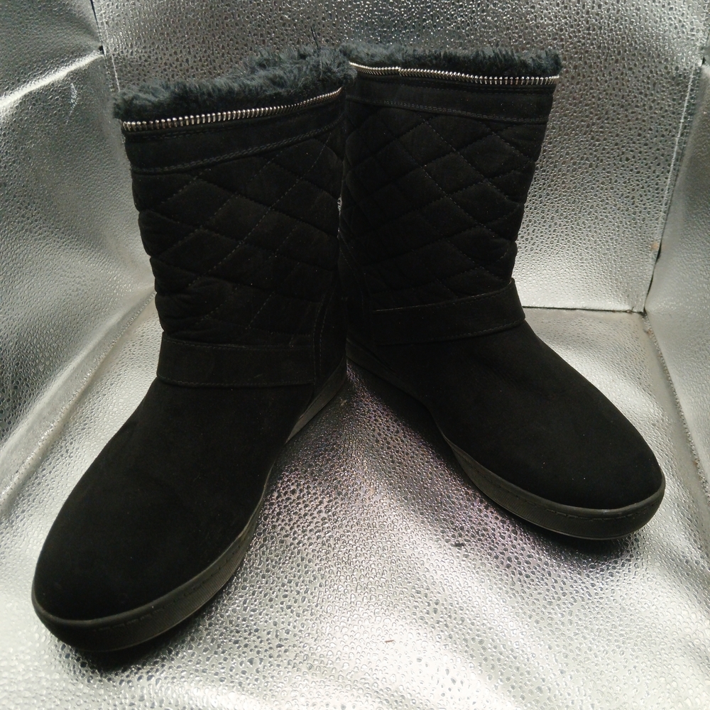 G by Guess Black Suede Faux Fur Lining Slip On Ankle Boots Wm 8